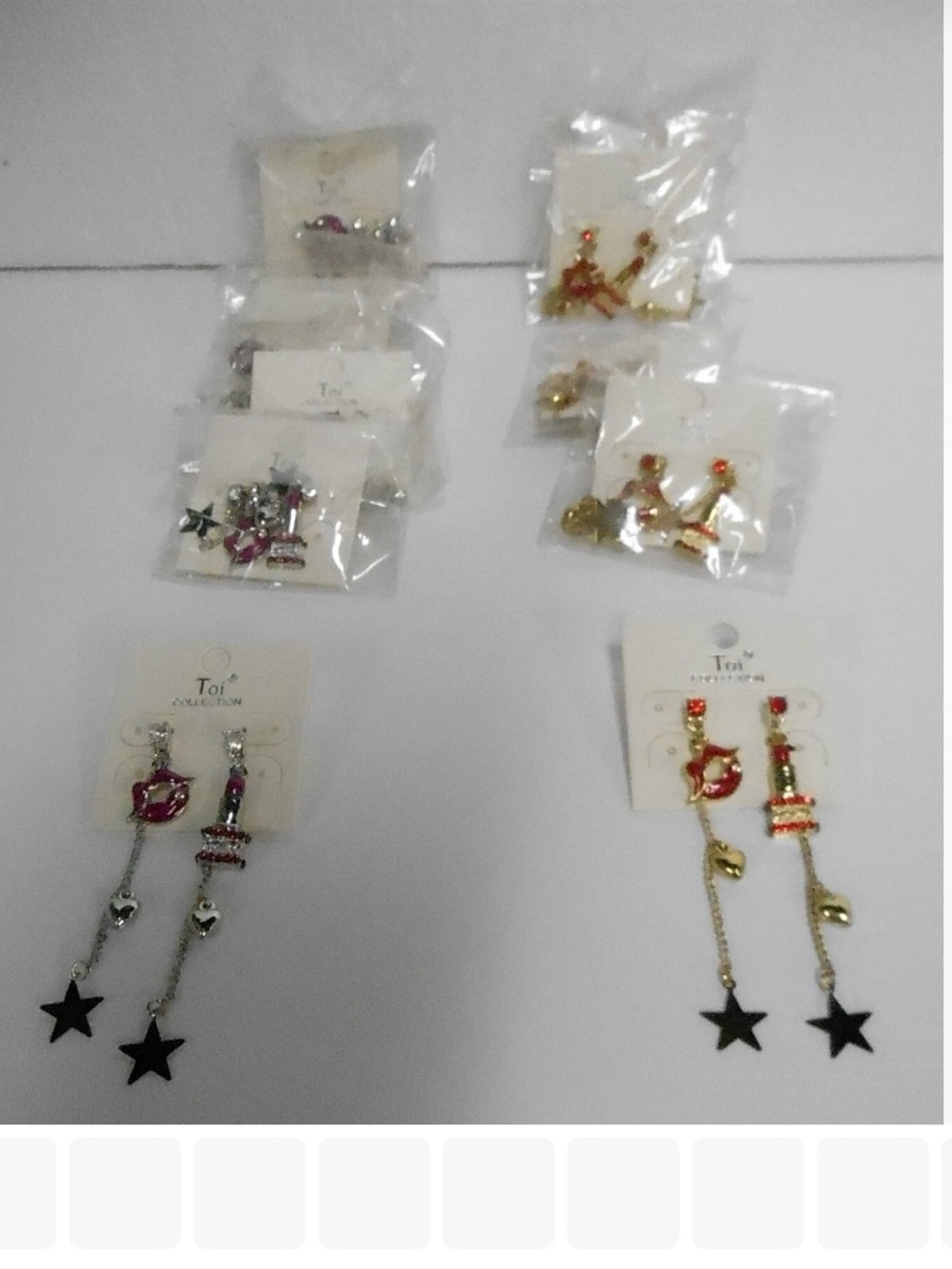 1pr NW Toi vintage Asymmetric 2004 Gold/Silver Dangle Star Earrings Red LIP CAKE